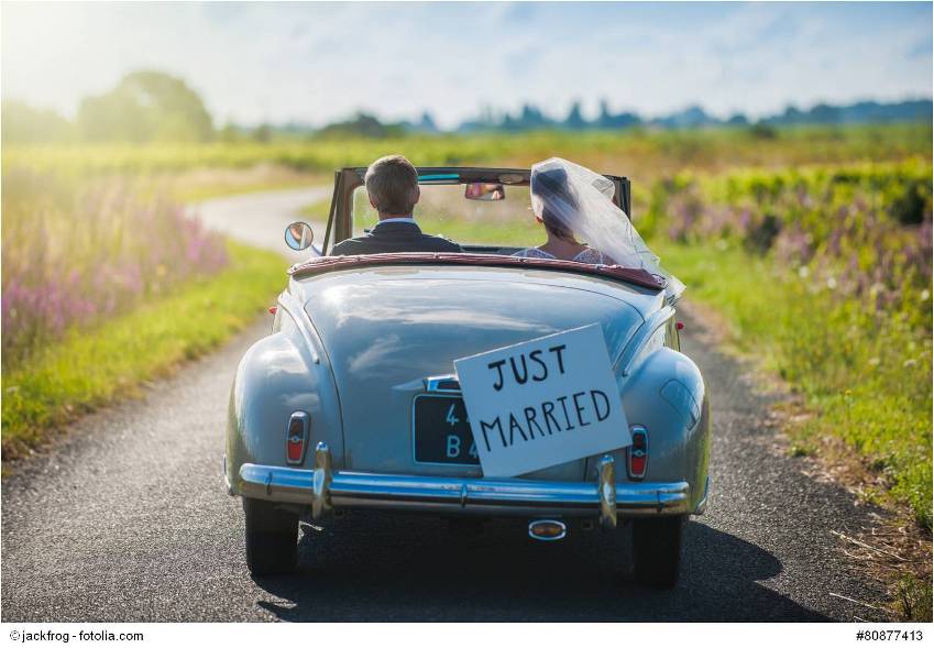 Gönnen Sie sich eine exklusive Fahrt zur Hochzeitslocation im Fahrzeug Ihrer Wahl.